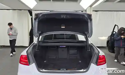 Audi A8 2013 3.0 Автомат в Москве № 325537, миниатюра 12