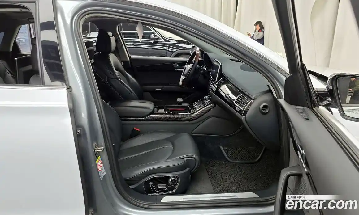 Audi A8 2013 3.0 Автомат в Москве № 325537, фото 3