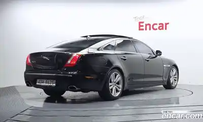 Jaguar XJ 2015 3.0 Автомат в Москве № 335855, миниатюра 5