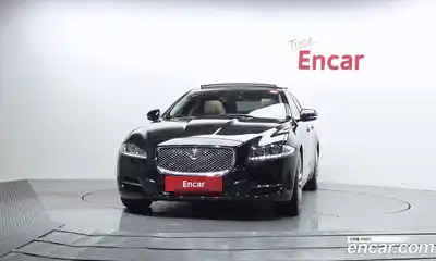 Jaguar XJ 2015 3.0 Автомат в Москве № 335855, миниатюра 9