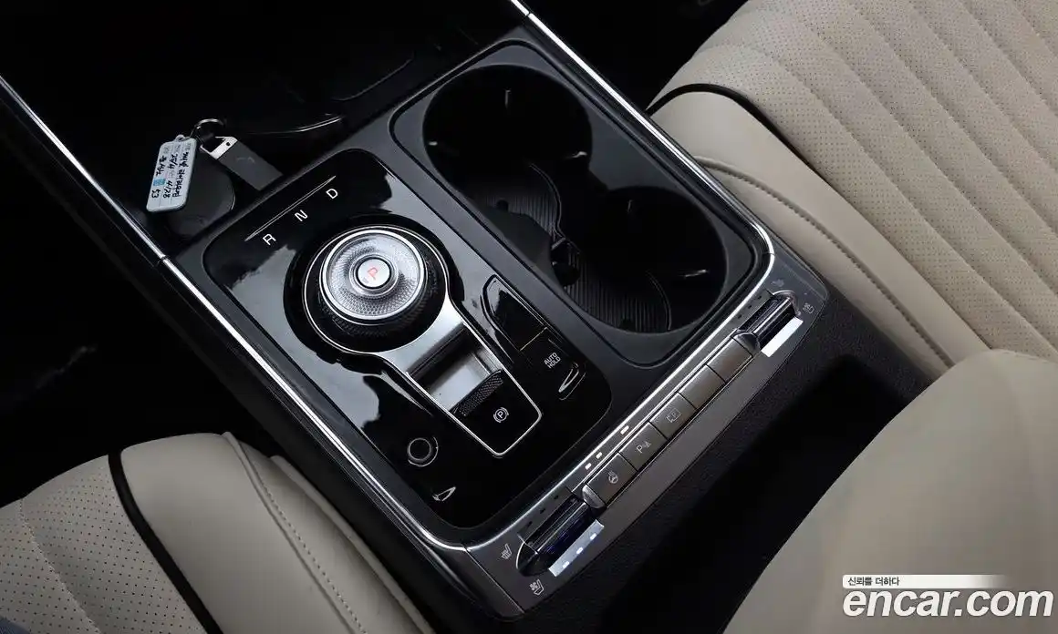 Kia Canival 2025 3.5 Автомат в Москве № 337646, фото 13