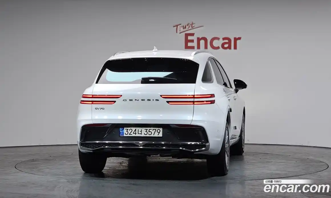 Genesis GV70 2025 2.5 Автомат в Москве № 339304, фото 13
