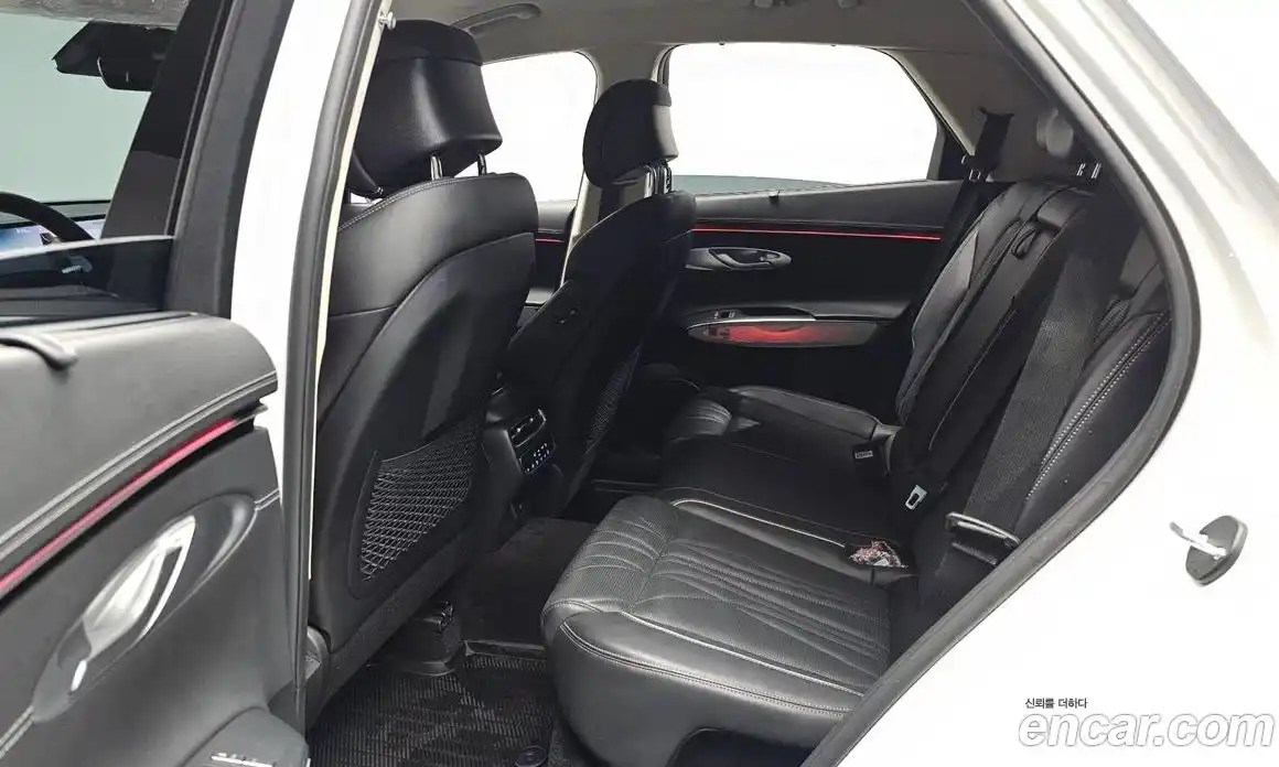 Genesis GV70 2025 2.5 Автомат в Москве № 339304, фото 4