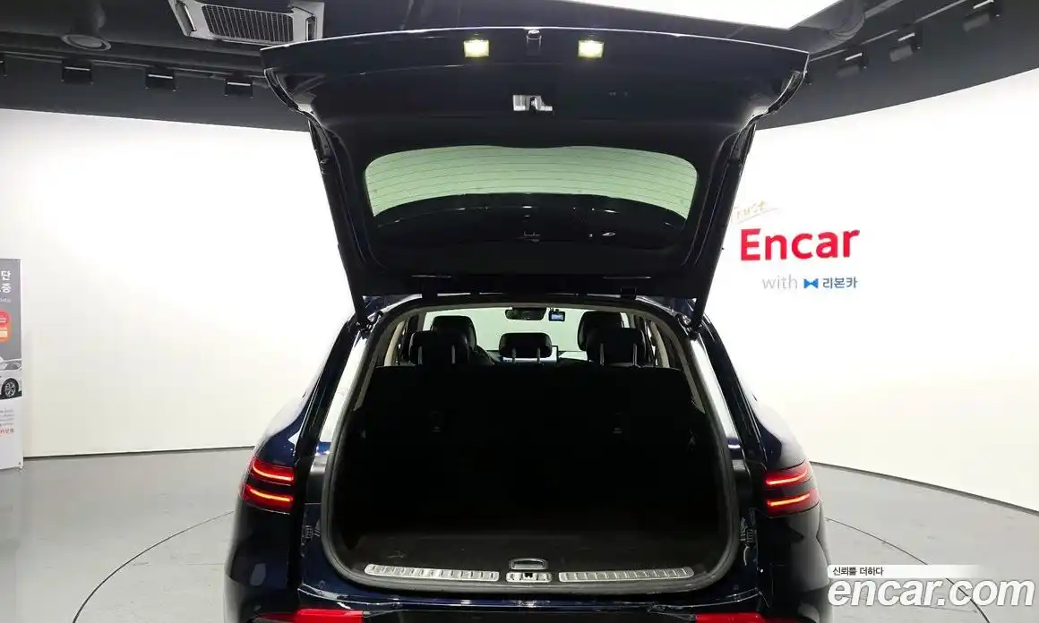 Genesis GV70 2022 2.5 Автомат в Москве № 339932, фото 8