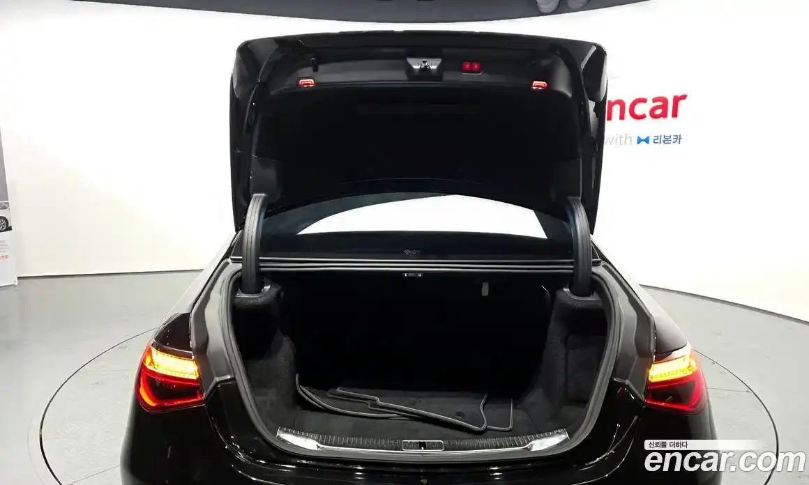 Mercedes-Benz S-Class 2023 4.0 Автомат в Москве № 342652, фото 11