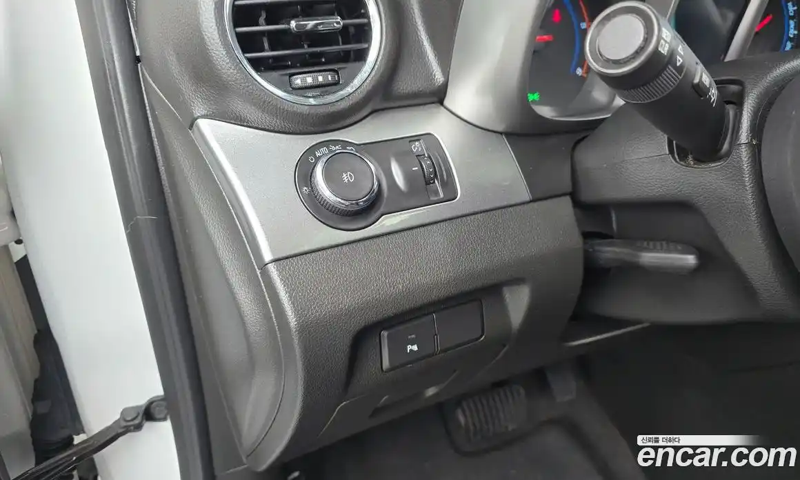 Chevrolet Orlando 2015 2.0 Автомат в Москве № 37889, фото 17