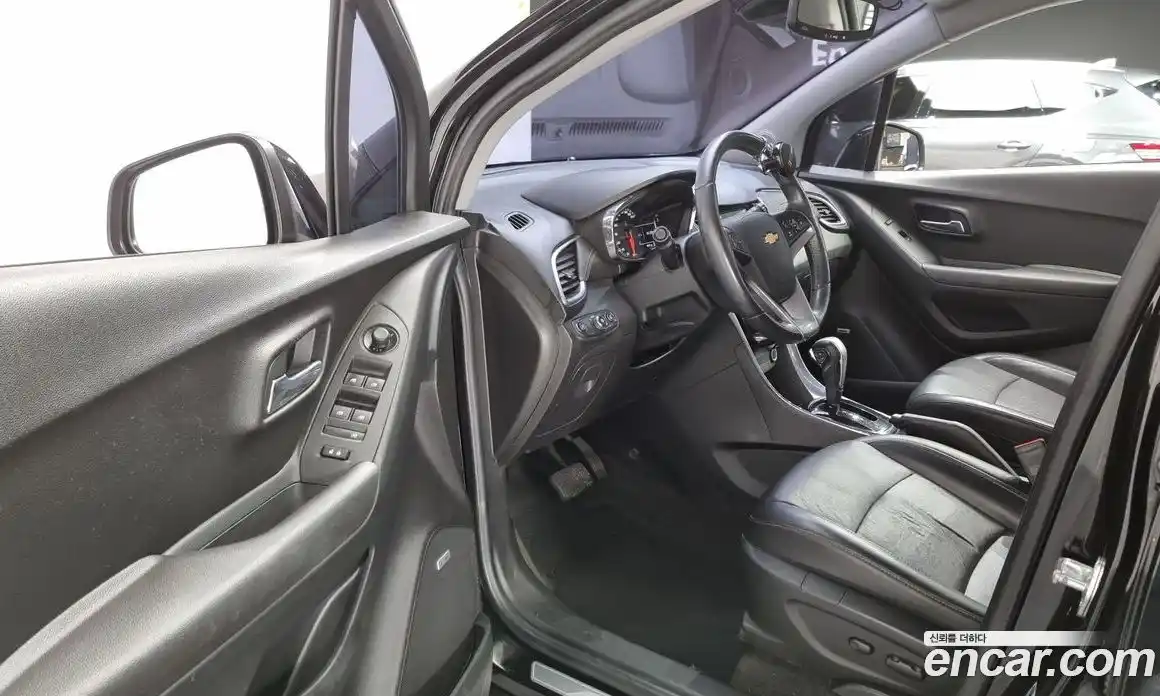 Chevrolet Trax 2017 1.6 Автомат в Москве № 37917, фото 3