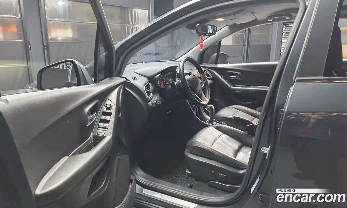 Chevrolet Trax 2018 1.4 Автомат в Москве № 39207, фото 17