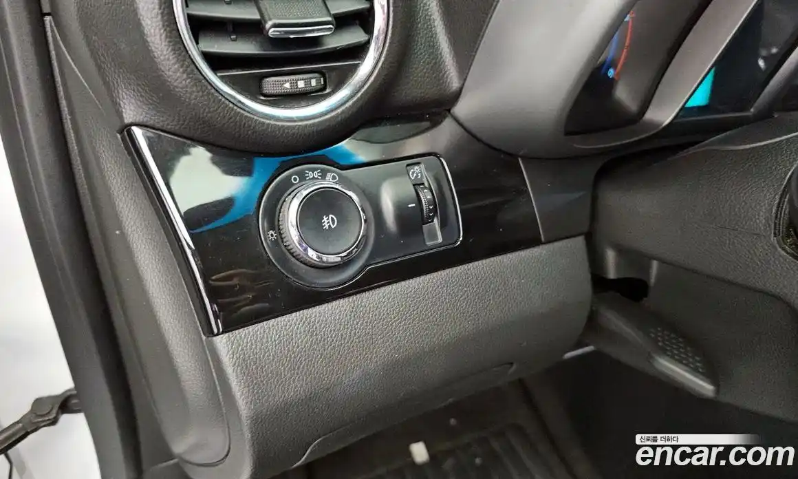 Chevrolet Orlando 2013 2.0 Автомат в Москве № 40968, фото 12