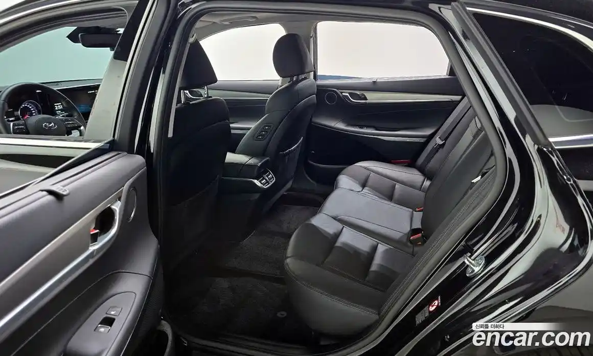 Hyundai Grandeur 2022 2.4 Автомат в Москве № 46343, фото 11