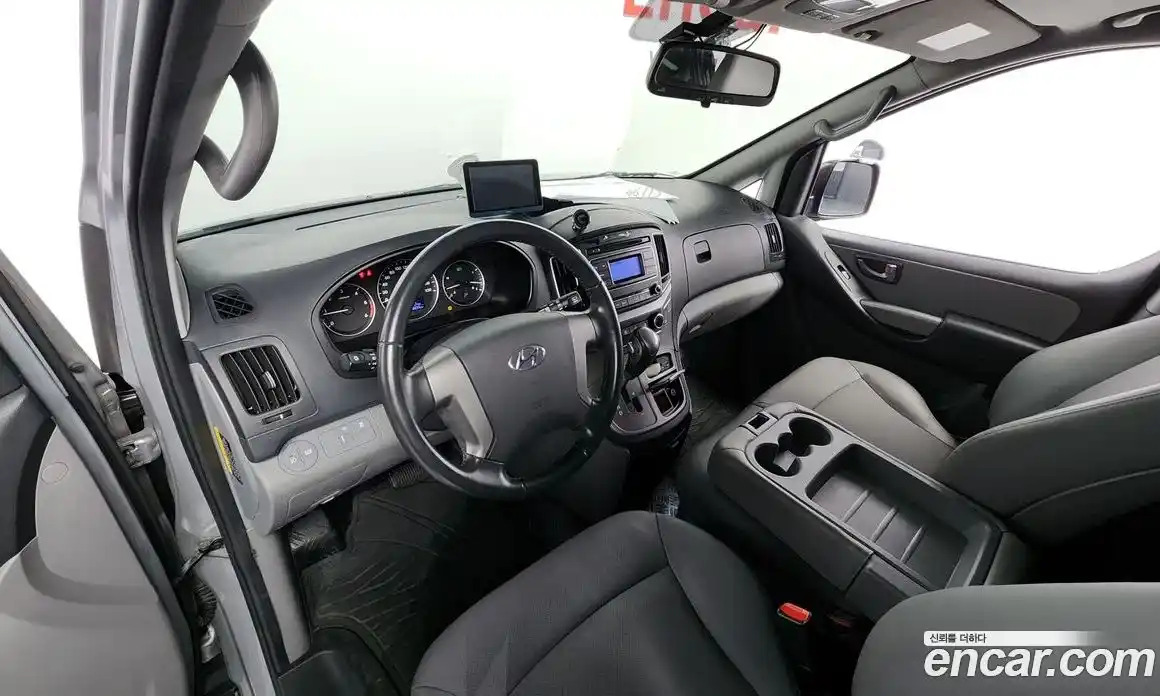 Hyundai Starex 2021 2.5 Автомат в Москве № 48230, фото 13