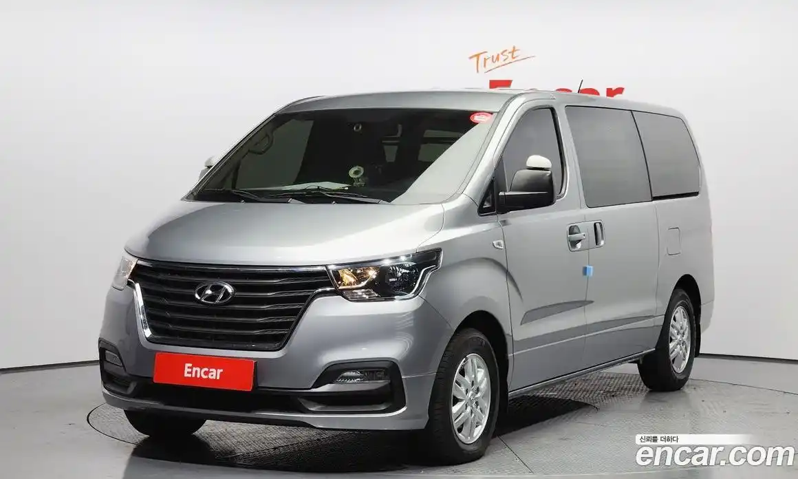 Hyundai Starex 2021 2.5 Автомат в Москве № 48230, фото 15
