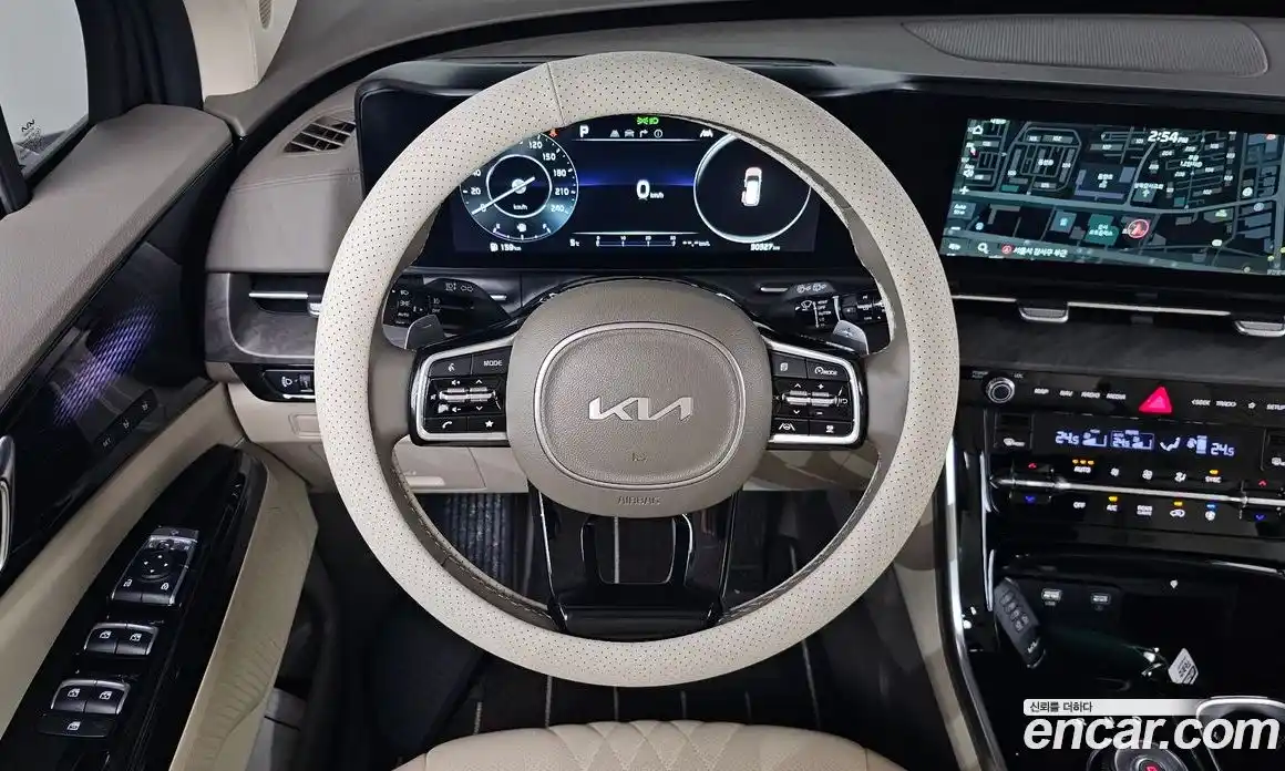 Kia Canival 2023 3.5 Автомат в Москве № 52377, фото 4