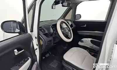 Kia Ray 2023 1.0 Автомат в Москве № 56288, миниатюра 3