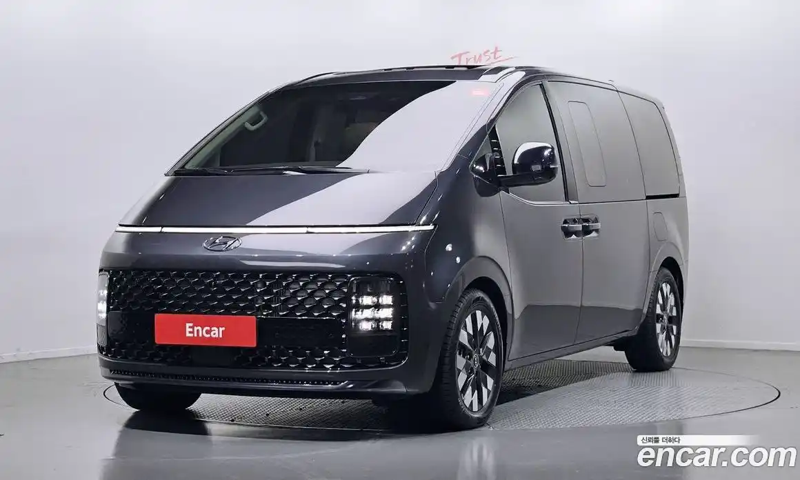 Hyundai Staria 2023 2.2 Автомат в Москве № 6030, фото 14