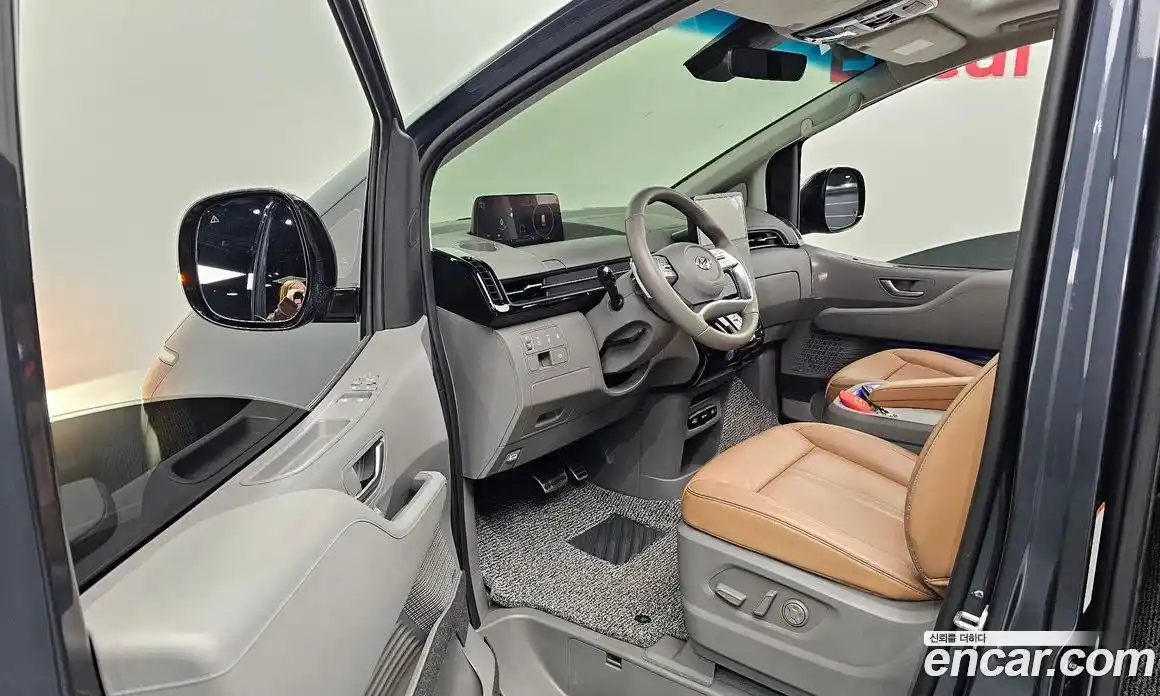 Hyundai Staria 2023 2.2 Автомат в Москве № 6030, фото 20