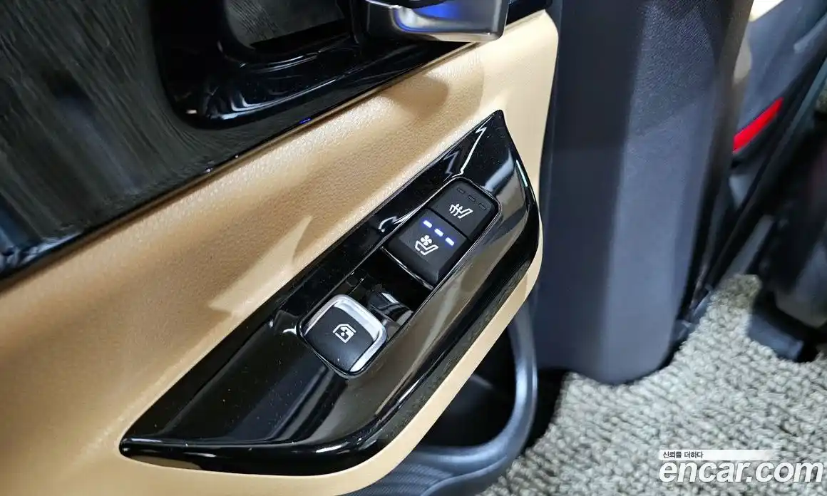 Kia Canival 2023 3.5 Автомат в Москве № 61802, фото 13