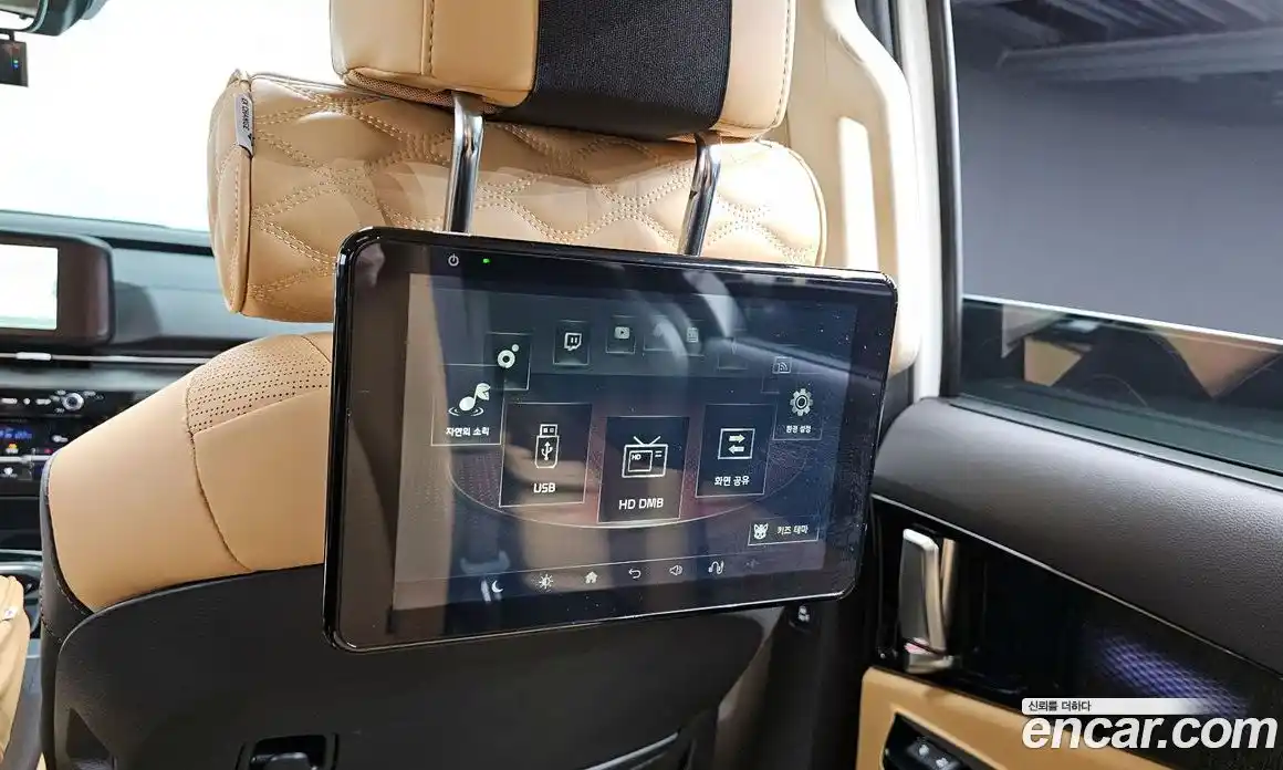 Kia Canival 2023 3.5 Автомат в Москве № 61802, фото 15