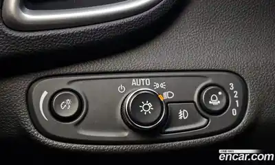 Chevrolet Trax 2019 1.4 Автомат в Москве № 63761, миниатюра 11