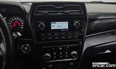 SsangYong TIBOLI 2020 1.5 Автомат в Москве № 66898, миниатюра 3