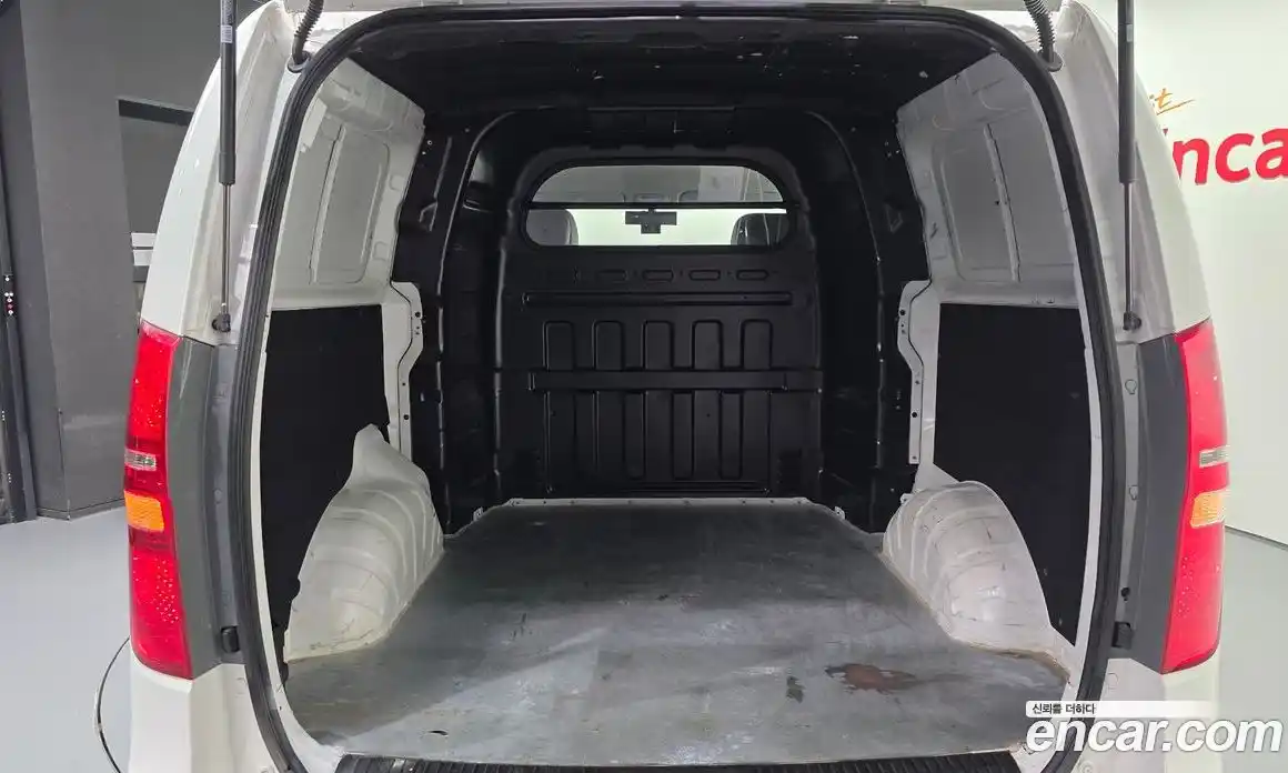 Hyundai Starex 2020 2.5 Автомат в Москве № 8098, фото 13