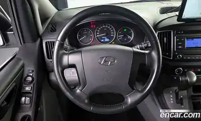 Hyundai Starex 2020 2.5 Автомат в Москве № 8098, миниатюра 2