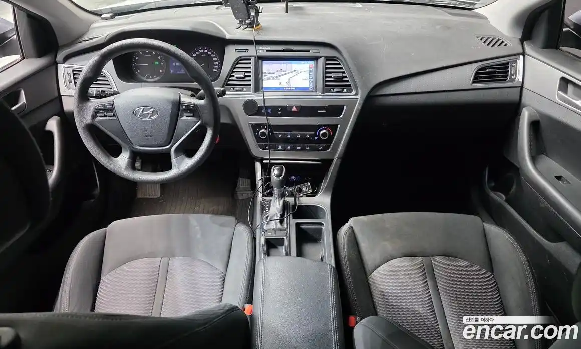 Hyundai Sonata 2015 2.0 Автомат в Москве № 8919, фото 17