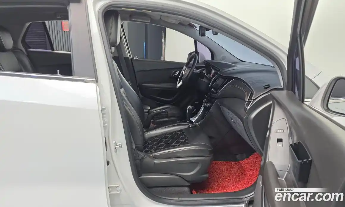 Chevrolet Trax 2018 1.4 Автомат в Москве № 99788, фото 17