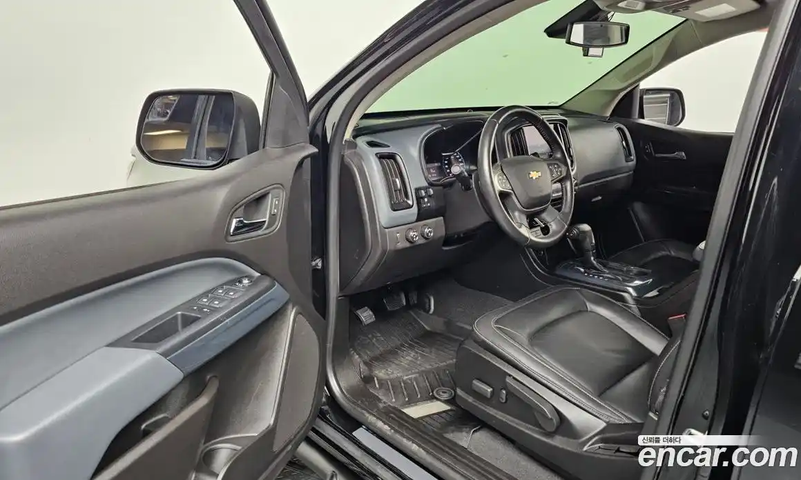 Chevrolet Colorado 2021 3.6 Автомат в Москве № 104016, фото 15