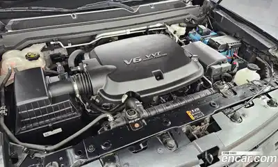 Chevrolet Colorado 2021 3.6 Автомат в Москве № 104016, миниатюра 2