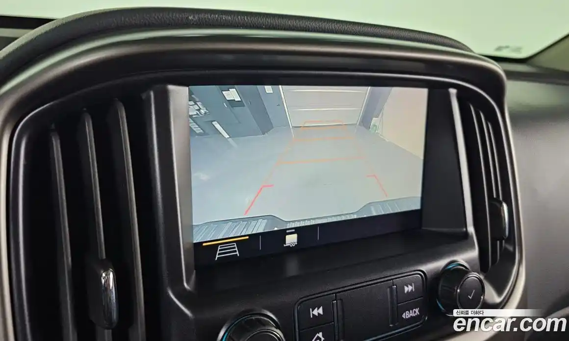 Chevrolet Colorado 2021 3.6 Автомат в Москве № 104016, фото 3