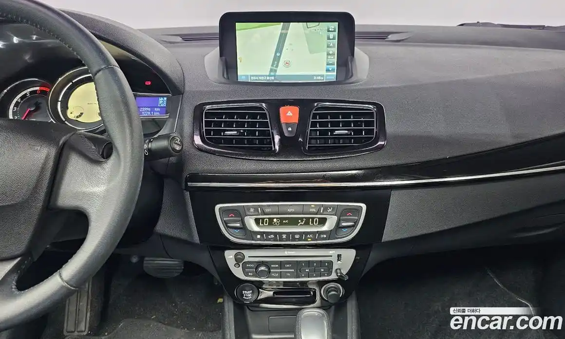 Renault SM3 2016 1.6 Автомат в Москве № 106073, фото 6