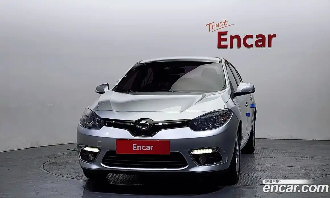 Renault SM3 2016 1.6 Автомат в Москве № 107416, фото 15