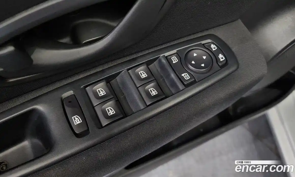 Renault SM3 2016 1.6 Автомат в Москве № 107416, фото 6