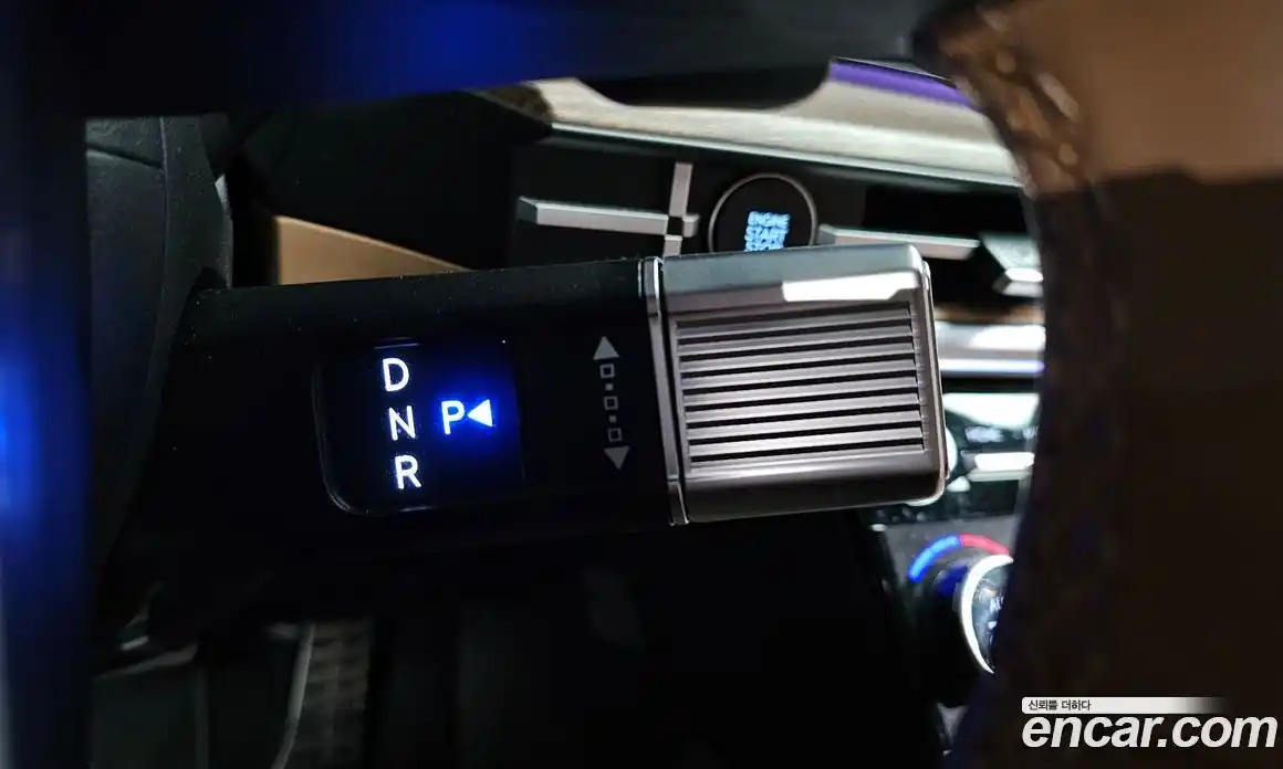 Hyundai Santa Fe 2024 2.5 Автомат в Москве № 109675, фото 12