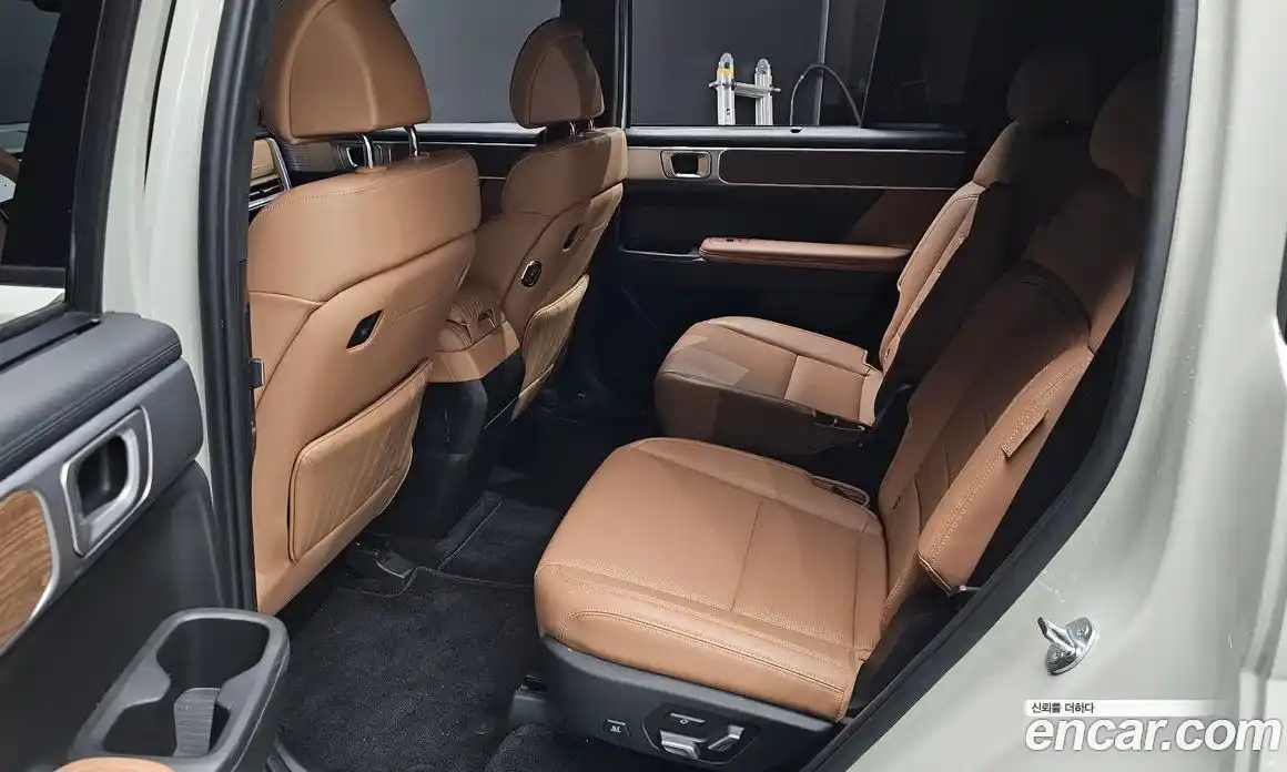 Hyundai Santa Fe 2024 2.5 Автомат в Москве № 109675, фото 15