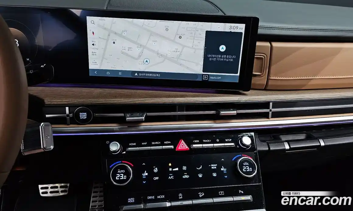 Hyundai Santa Fe 2024 2.5 Автомат в Москве № 109675, фото 20