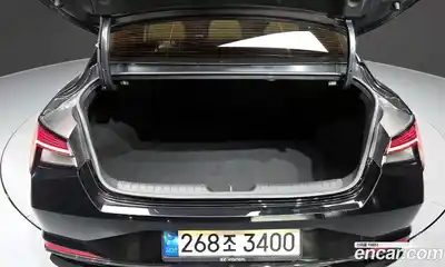 Hyundai Avante 2022 1.6 Автомат в Москве № 110715, миниатюра 9