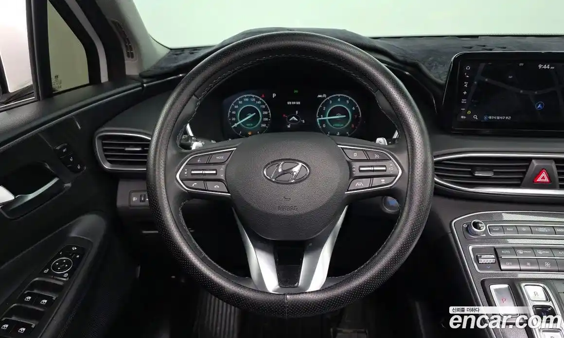 Hyundai Santa Fe 2021 2.5 Автомат в Москве № 111365, фото 12