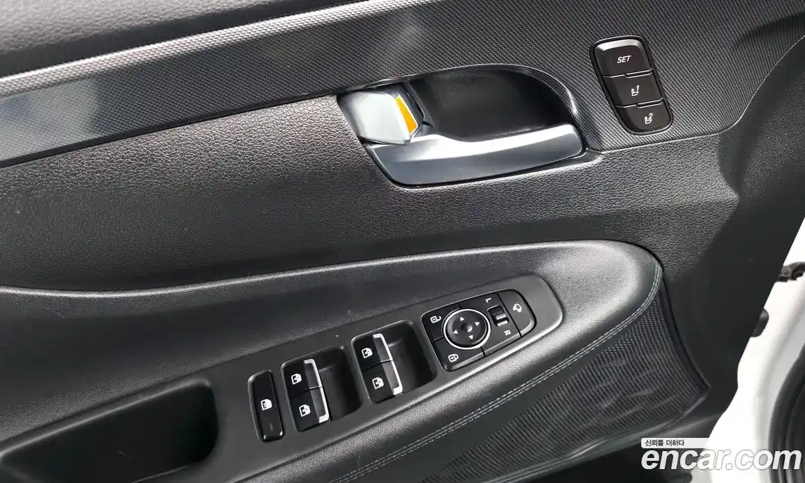 Hyundai Santa Fe 2021 2.5 Автомат в Москве № 111365, фото 19