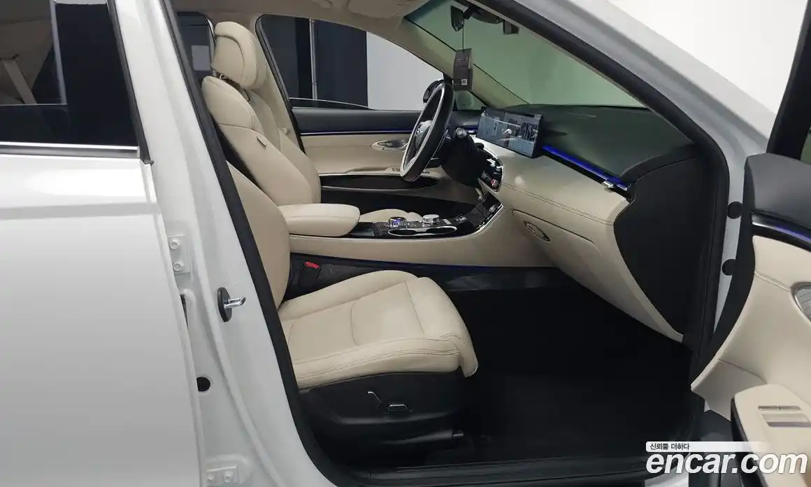 Genesis GV70 2025 2.5 Автомат в Москве № 114150, фото 15