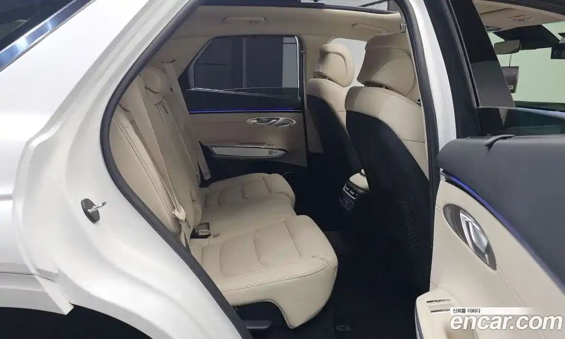 Genesis GV70 2025 2.5 Автомат в Москве № 114150, фото 19