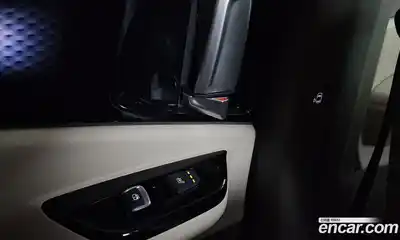 Kia Canival 2023 3.5 Автомат в Москве № 114946, миниатюра 6