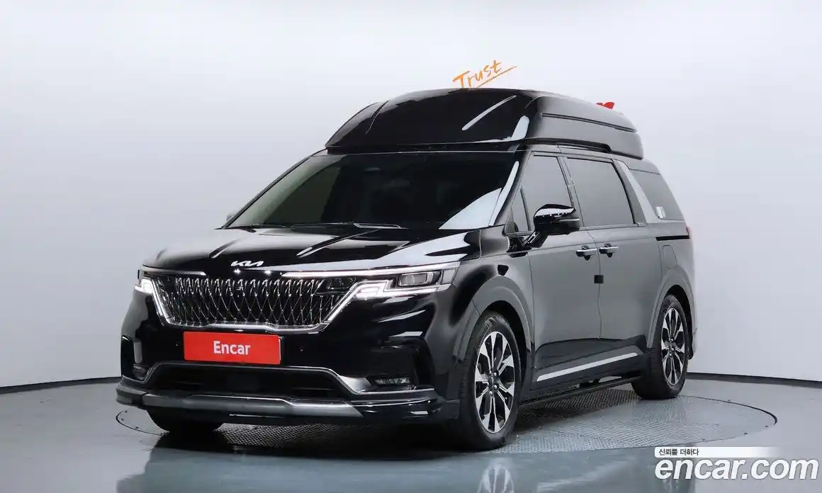 Kia Canival 2023 3.5 Автомат в Москве № 114946, фото 7