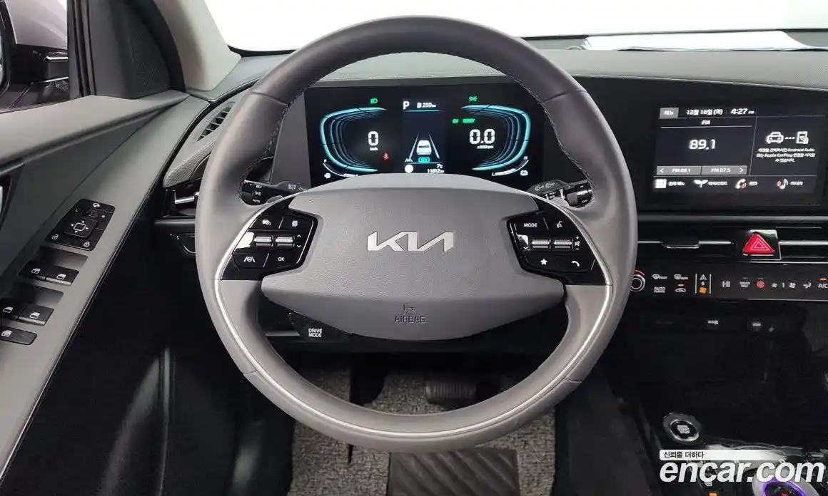 Kia Niro 2025 1.6 Автомат в Москве № 118046, фото 17