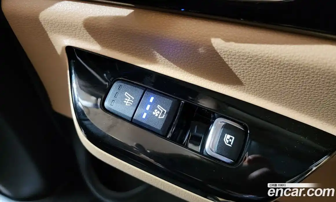 Kia Canival 2021 3.5 Автомат в Москве № 122314, фото 18