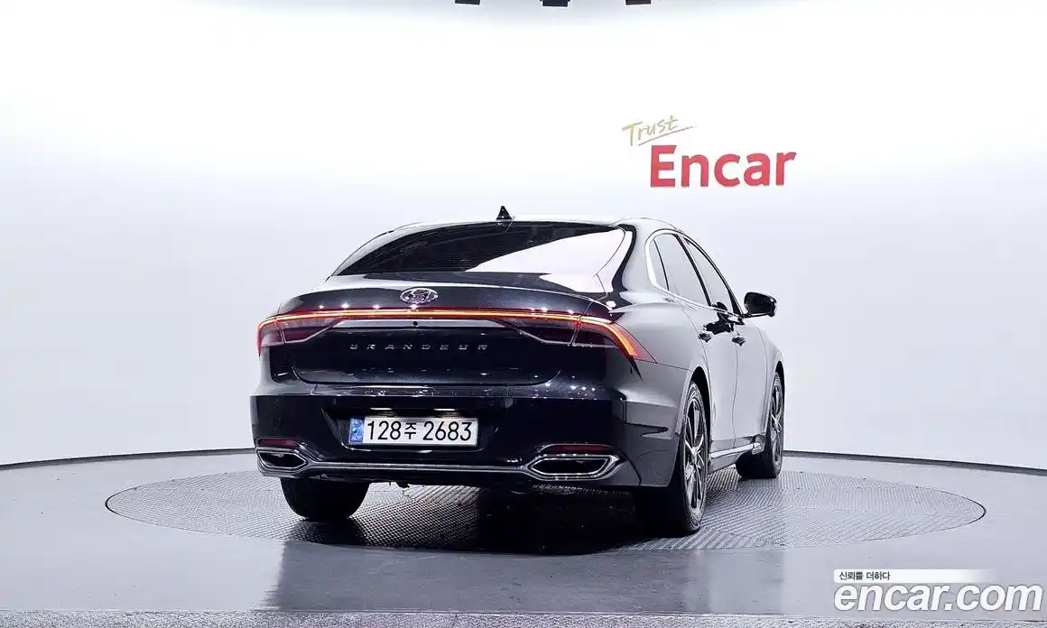 Hyundai Grandeur 2020 2.5 Автомат в Москве № 122645, фото 12