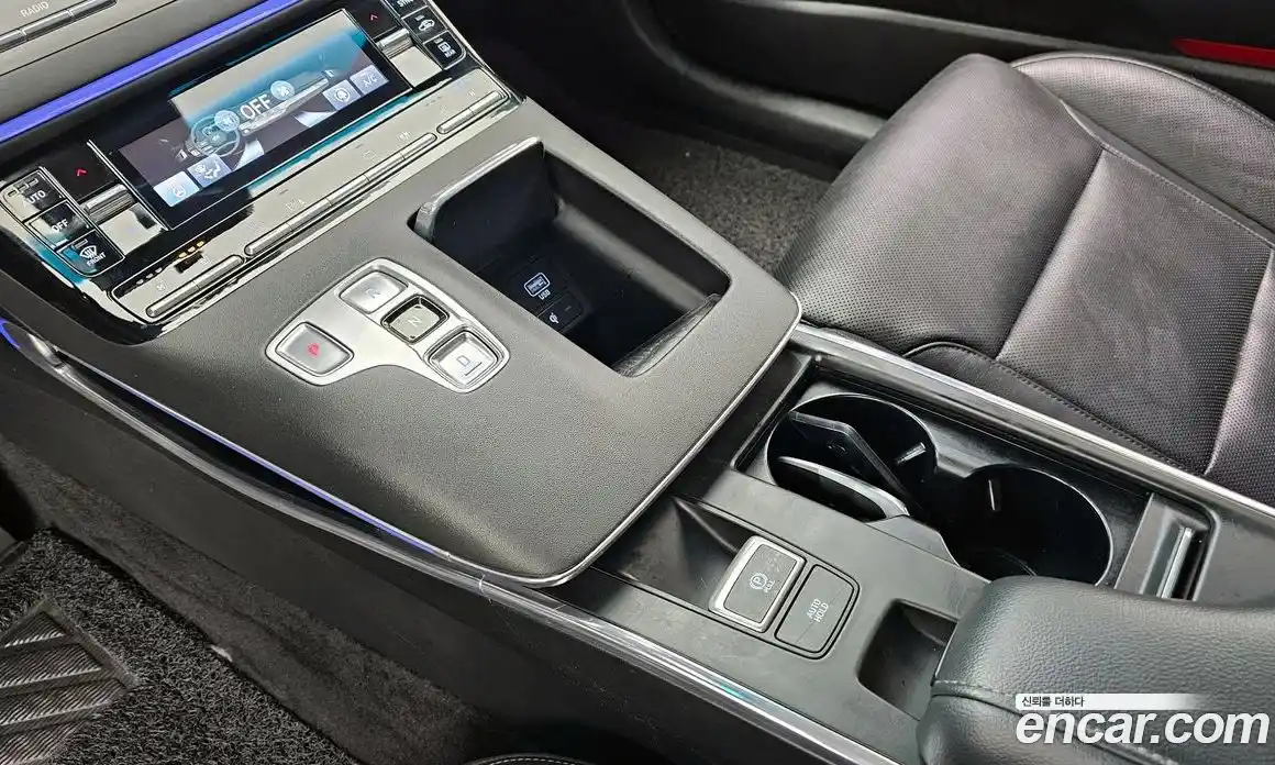 Hyundai Grandeur 2020 2.5 Автомат в Москве № 122645, фото 14