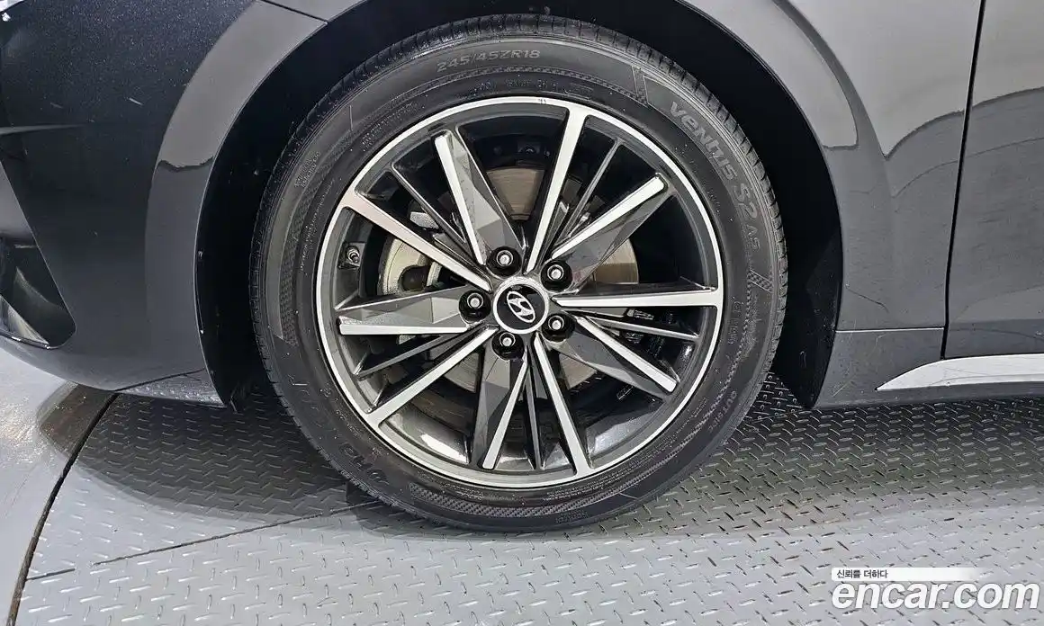 Hyundai Grandeur 2020 2.5 Автомат в Москве № 122645, фото 4