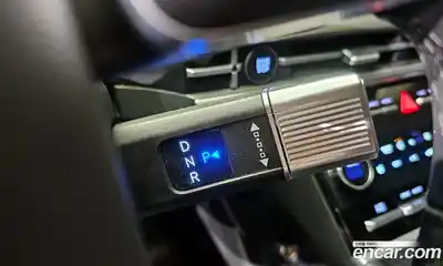 Hyundai Santa Fe 2025 1.6 Автомат в Москве № 123136, миниатюра 3